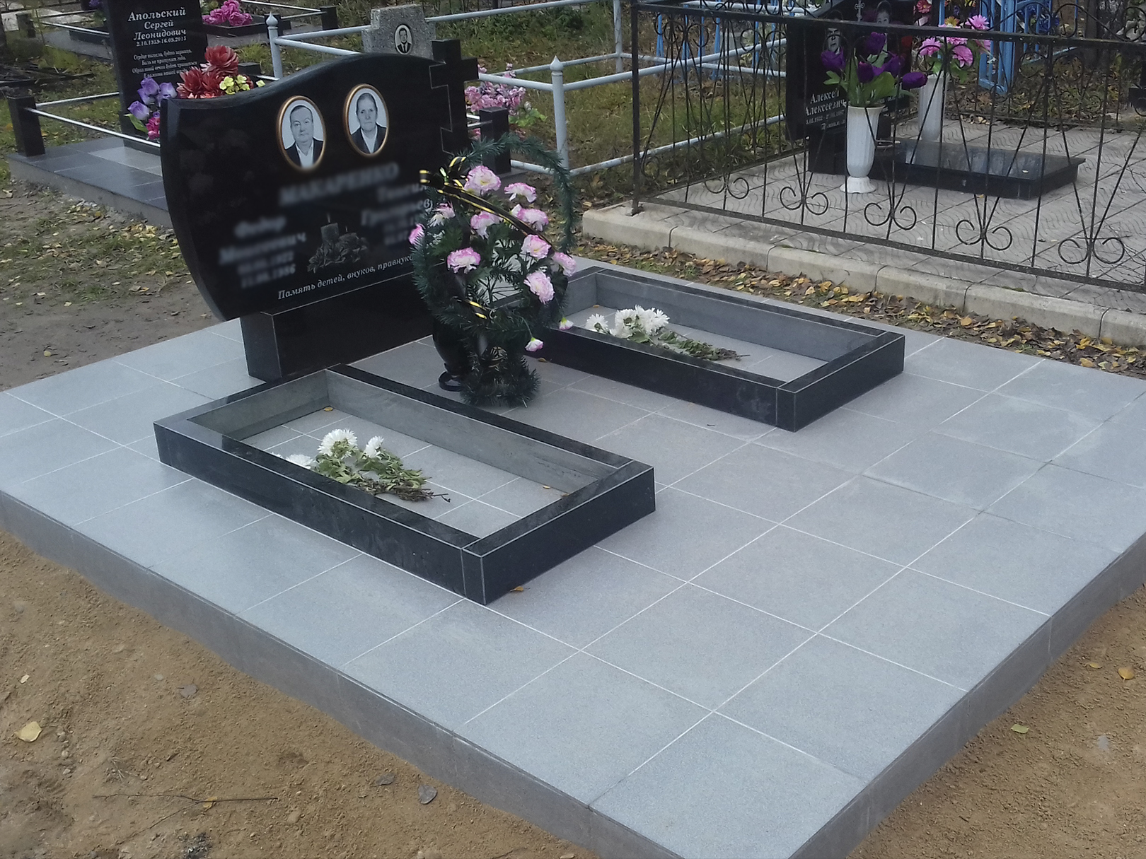 Фотомедальоны (металлические, керамические, стеклянный триплекс) 